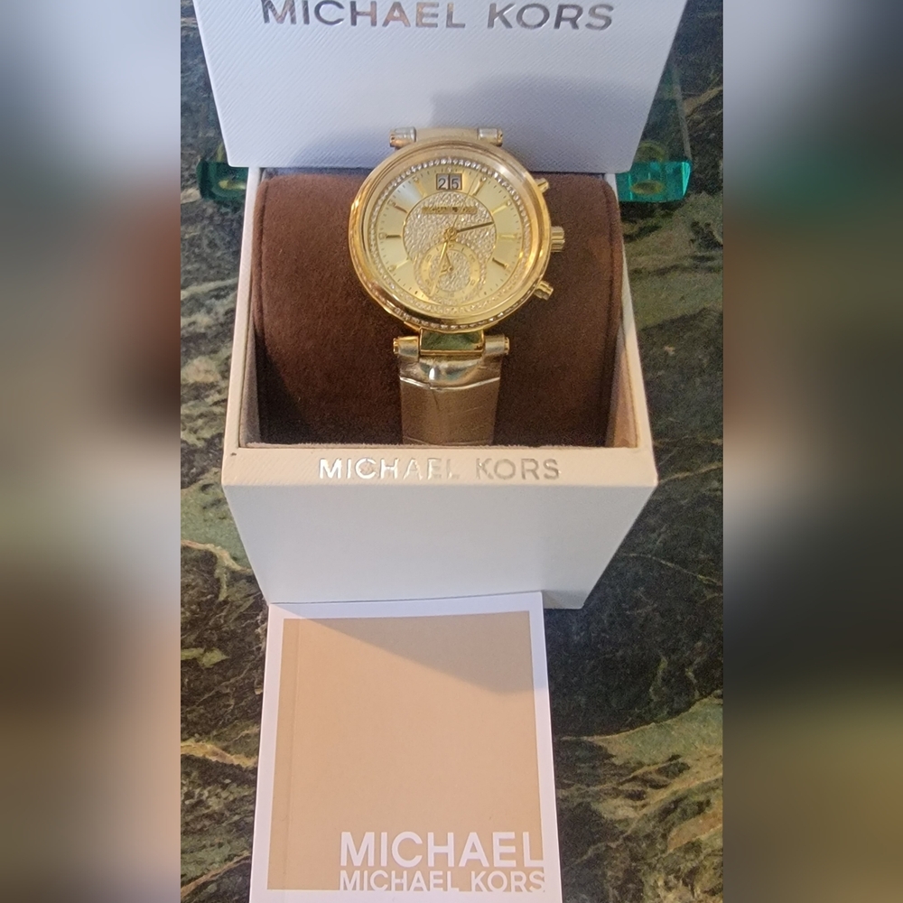 MICHAEL KORS GOLD Crystal Bezel Ladies Watch GOLD Leather Snake Strap Box $325 - Picture 5 of 13